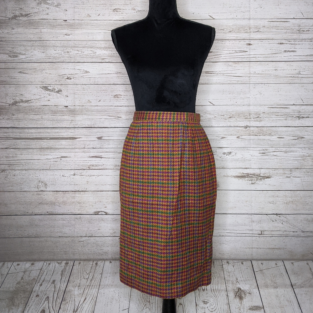 j mclaughlin for sanyo • plaid pencil skirt